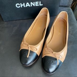 CHANEL ballerina flats